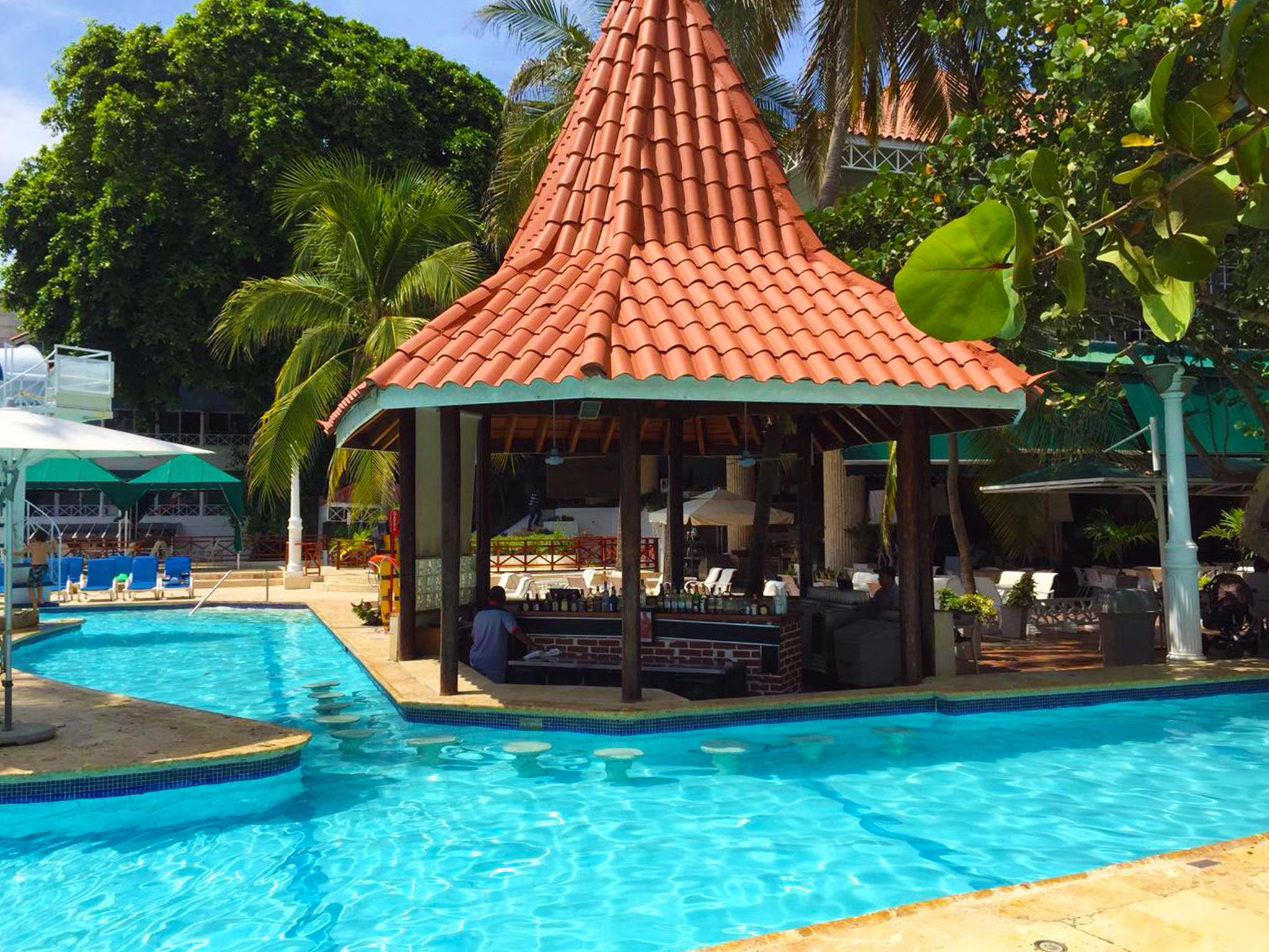Hotel Las Americas Casa De Playa Cartagena ภายนอก รูปภาพ The swimming pool at the hotel