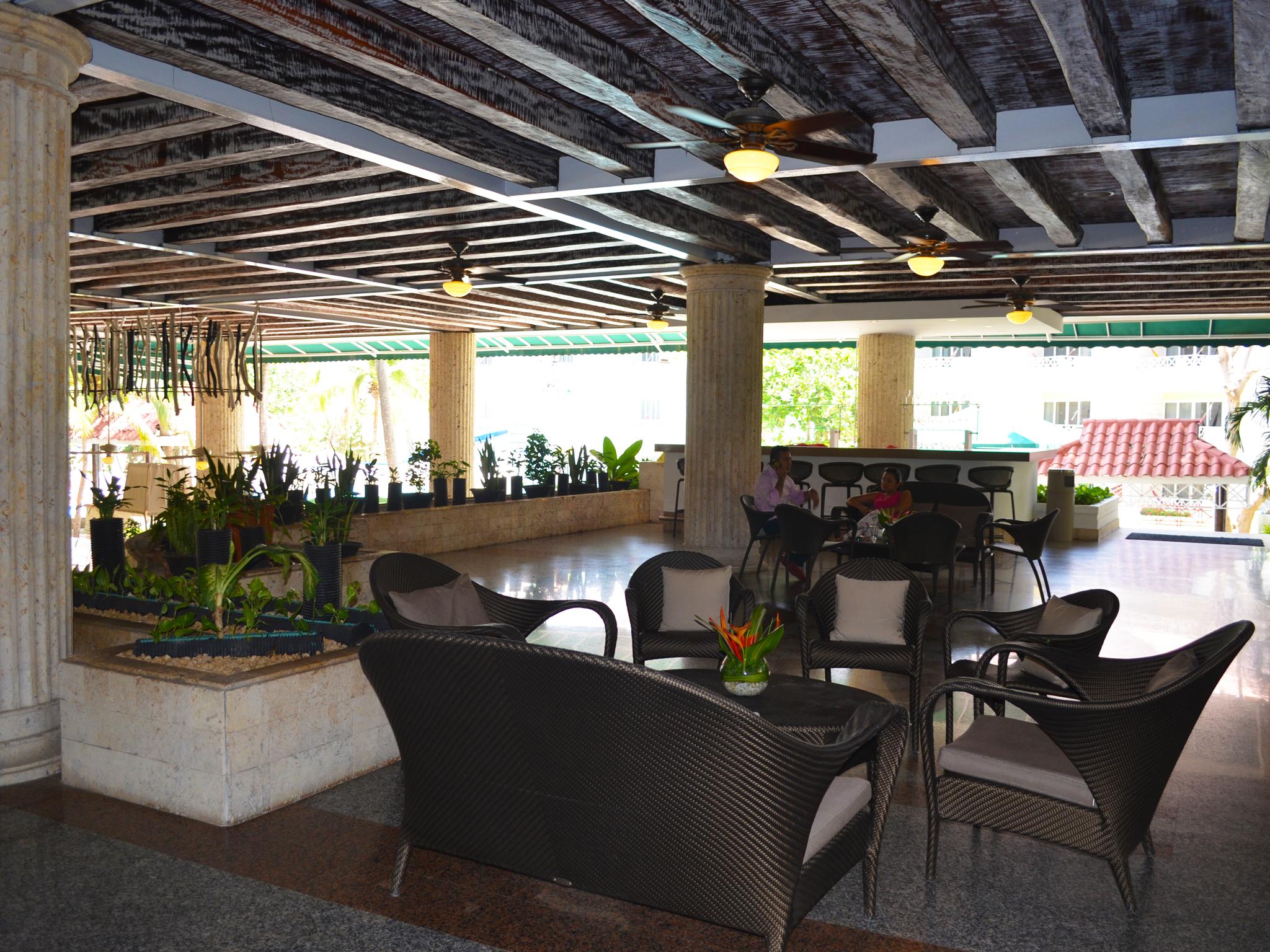Hotel Las Americas Casa De Playa Cartagena ภายนอก รูปภาพ The lobby of the hotel